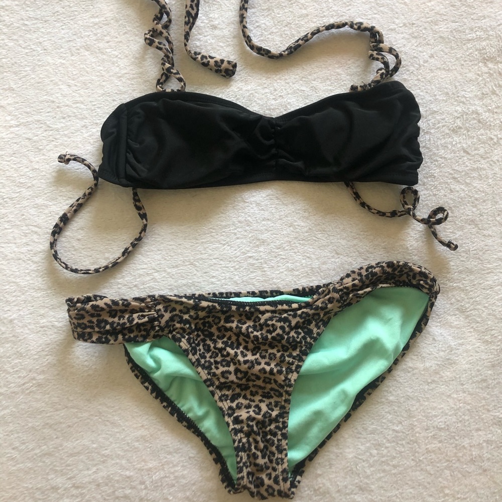 Bathing suit